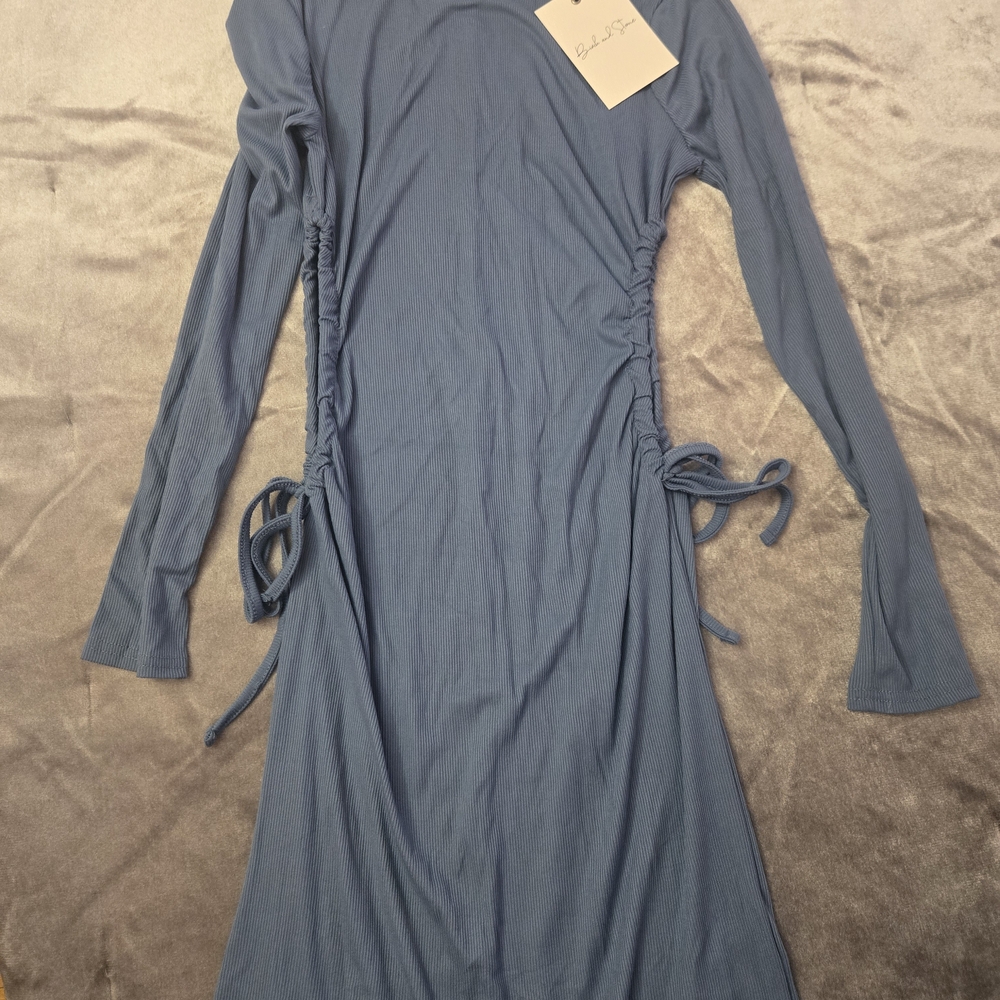Elegant Blue Long Sleeve Dress